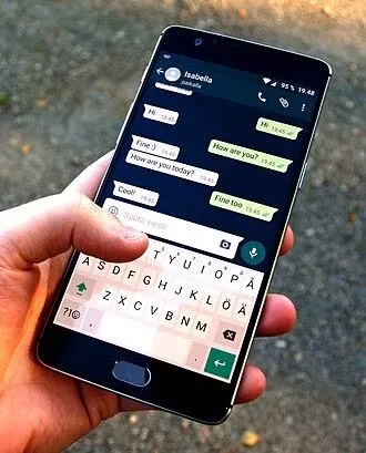 whatsappta-patron-dedikodusu-isten-etti-mahkeme-ise-iade-karari-verdi-1791630053807.jpg