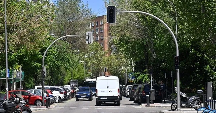 Büyük çaplı elektrik kesintisi: Üç Avrupa ülkesi etkilendi