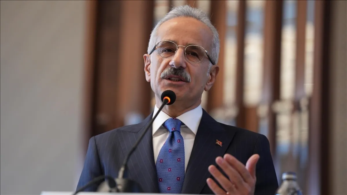 Bakan Urlaoğlu: Deprem bölgesine 79,4 milyar lira harcama gerçekleştirdik Bakan Urlaoğlu: Deprem bölgesine 79,4 milyar lira harcama gerçekleştirdik