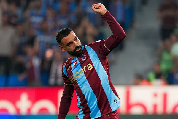 canli-super-ligde-trabzonspor-genclerbirligi-maci-penalti-karari-goller-art-arda-1788715742131.jpg