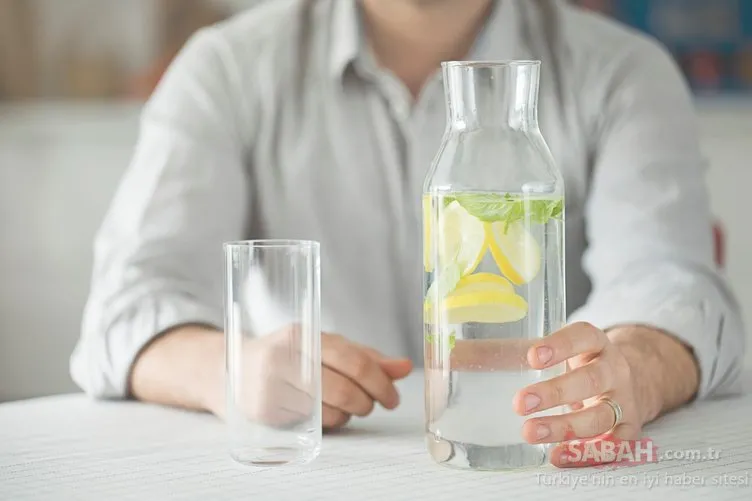 30 gün boyunca limonlu su içerseniz...Etkisi inanılmaz!