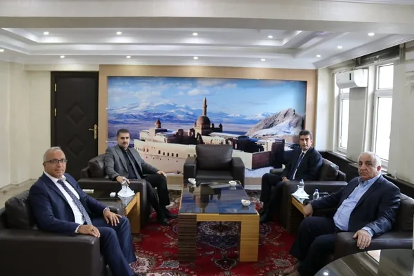 igdir-cumhuriyet-bassavcisi-ve-emniyet-mudurunden-agriya-ziyaret-1726590171944.jpg