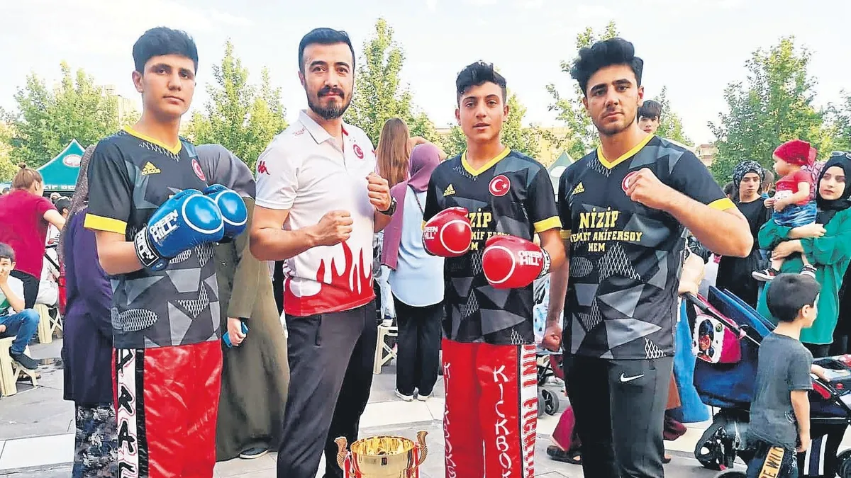 Köy Okulundan Şampiyonlar Arenasına: Gençlerin Başarı Hikayesi