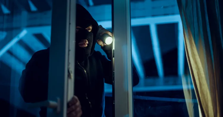 Rüyada hırsızlık yapmak ne demek? Rüyada hırsız görmek, para çalmak ve eve hırsız girmesi ne anlama gelir?