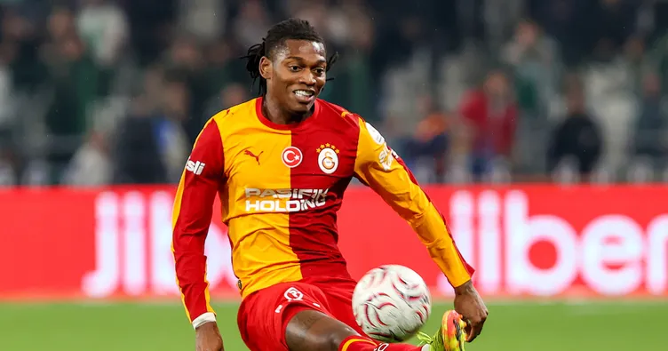 Rafael Leao: Ailem burada çok mutlu!