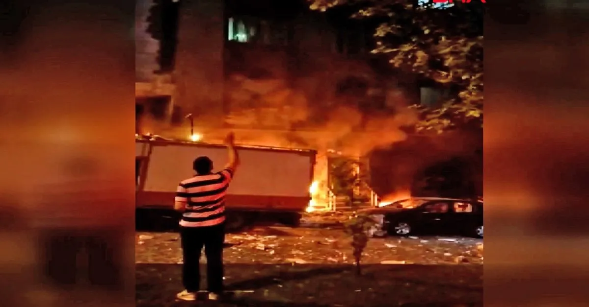 Son Dakika Istanbul Bahcelievler De Patlama Dehset Anlari Cep Telefonu Kamerasinda Video Videosunu Izle Son Dakika Haberleri