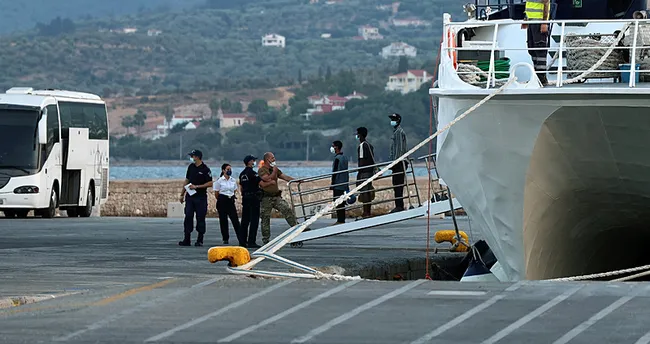 Girit açıklarında göçmen teknesi battı: 1 ölü, 25 kayıp