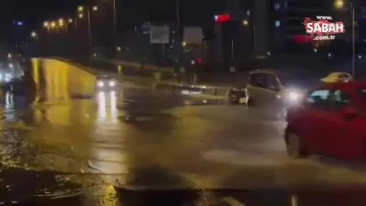 Ankara'da şiddetli yağış! Yollar çöktü, araçlar, ev ve iş yerleri hasar gördü | Video