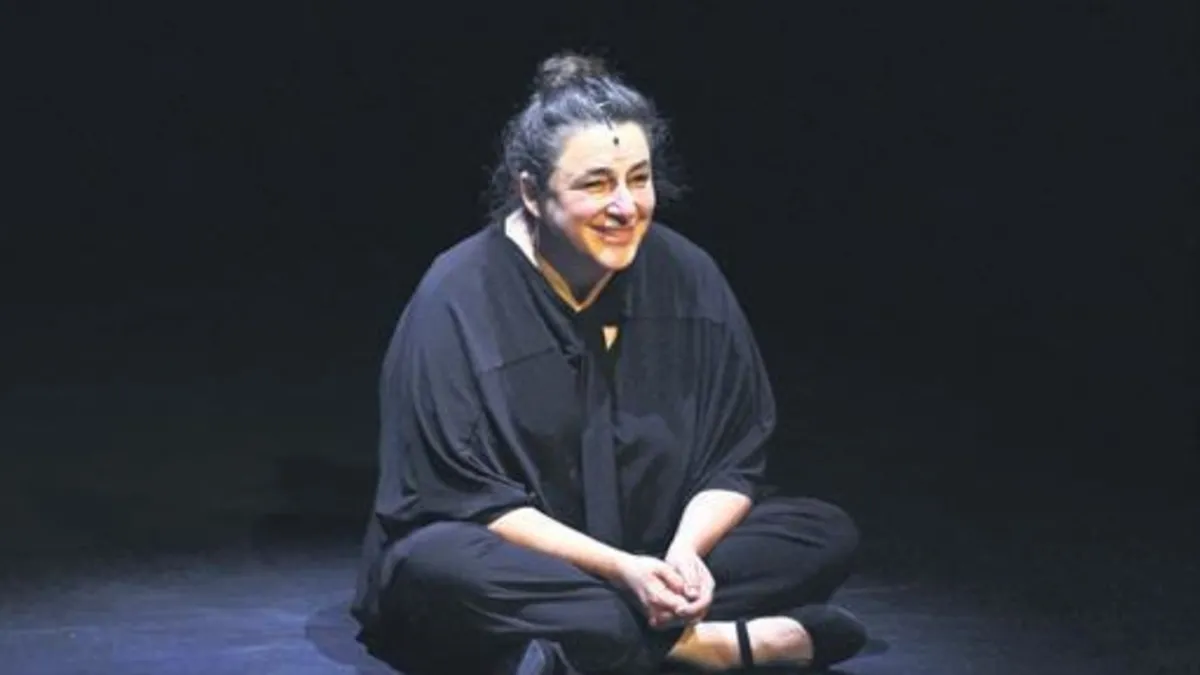 Paris İstanbul arasında zihinsel bir yolculuk Paris İstanbul arasında zihinsel bir yolculuk