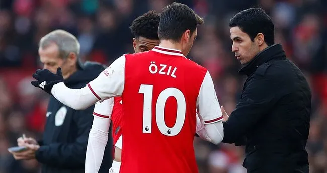 Arsenal Menajeri Mikel Arteta'dan Mesut Özil'e cevap!