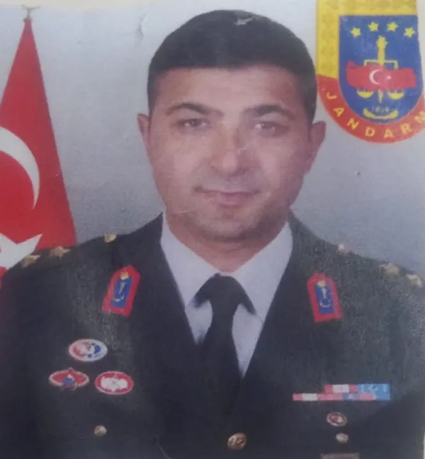 ilce-jandarma-komutani-silah-kazasinda-hayatini-kaybetti-1765036152132.jpg