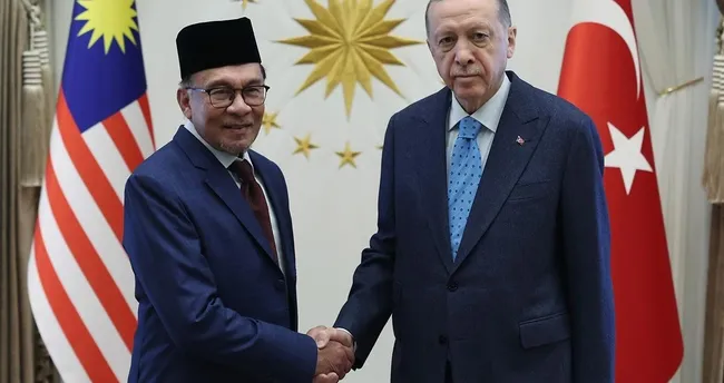 Son dakika: Başkan Erdoğan, Malezya Başbakanı ile telefonda görüştü! Gündem İsrail-Filistin gerilimi… Son dakika: Başkan Erdoğan, Malezya Başbakanı ile telefonda görüştü! Gündem İsrail-Filistin gerilimi…