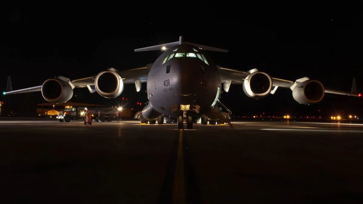 ABD’den ateşkes yığınağı: İsrail’e dev sevkiyat ABD’den ateşkes yığınağı: İsrail’e dev sevkiyat