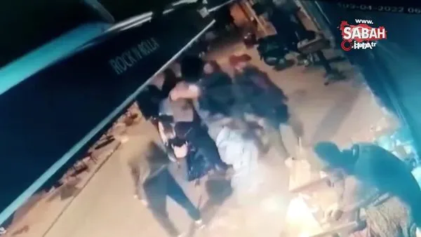 Taksim’de bıçaklı saldırı kamerada | Video