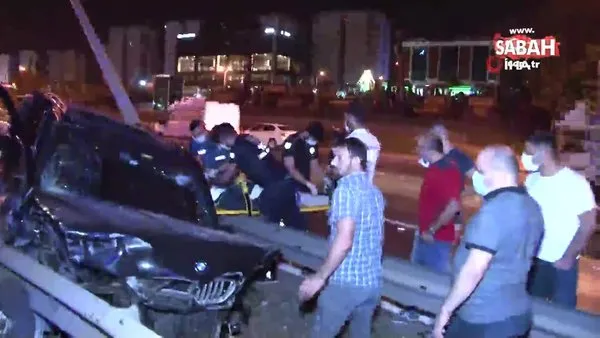 İstanbul D-100 Karayolu'nda karşı şeride geçen otomobil ortalığı savaş alanına çevirdi | Video