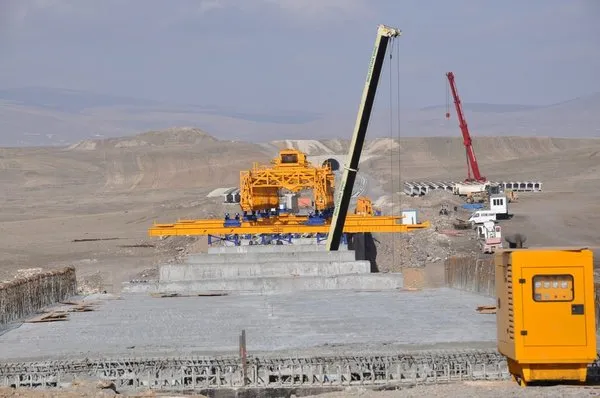 Bakü-Tiflis-Kars demiryolu hattı Mart'ta açılıyor