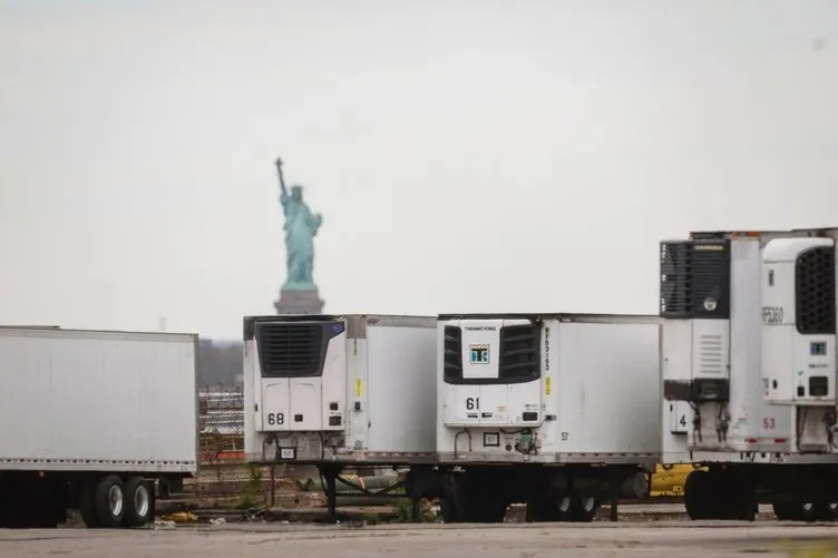 ABD'den ürküten görüntüler! Felaket morgları New York'ta...