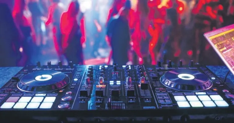 Eğlence gecesi karakolda bitti