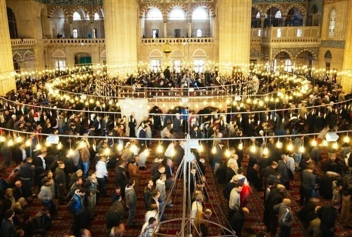 CUMA HUTBESİ 9 HAZİRAN 2023 TAM NETİN PDF İNDİR! Diyanet İşleri ile 9 Haziran Cuma hutbesi konusu ne?