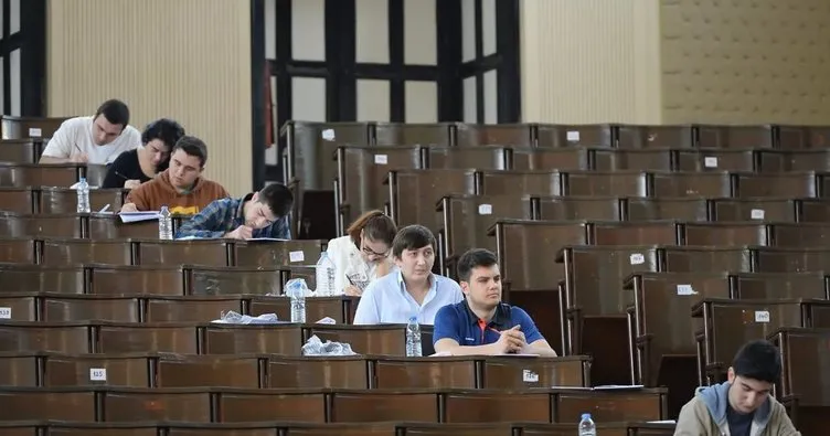 YKS sınavında neler yasak, dışarıdan kalem getiriliyor mu? YKS TYT AYT YDT sınavında Oje yasak mı, protez tırnak, küpe, para akbil ile girilebiliyor mu? 2022