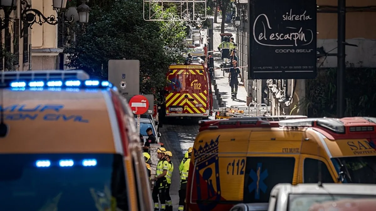 Madrid’de bina çöktü: 2 ölü, 10 yaralı