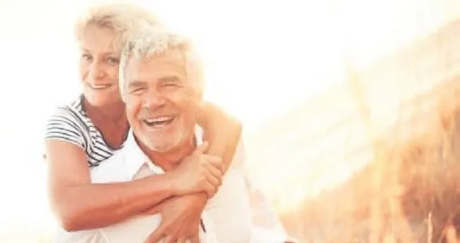 Orta yaş mutluluğu ömrü uzatıyor