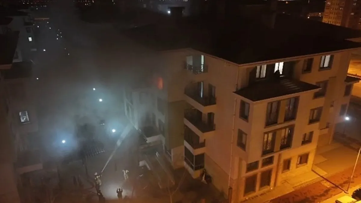 Karaman’da dehşet anları! Annesine kızıp evi ateşe verdi Karaman’da dehşet anları! Annesine kızıp evi ateşe verdi