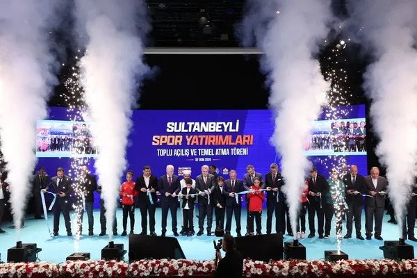 sultanbeylide-spor-yatirimlari-hiz-kesmeden-devam-ediyor-yeni-tesislerin-temeli-atildi-1790962693493.jpg