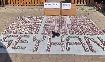 Minibüsünü uyuşturucu hap deposuna dönüştürdü #adana