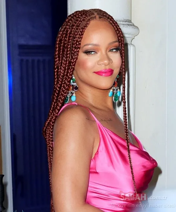 En zengin Rihanna! Rihanna’nın serveti dudak uçuklattı...
