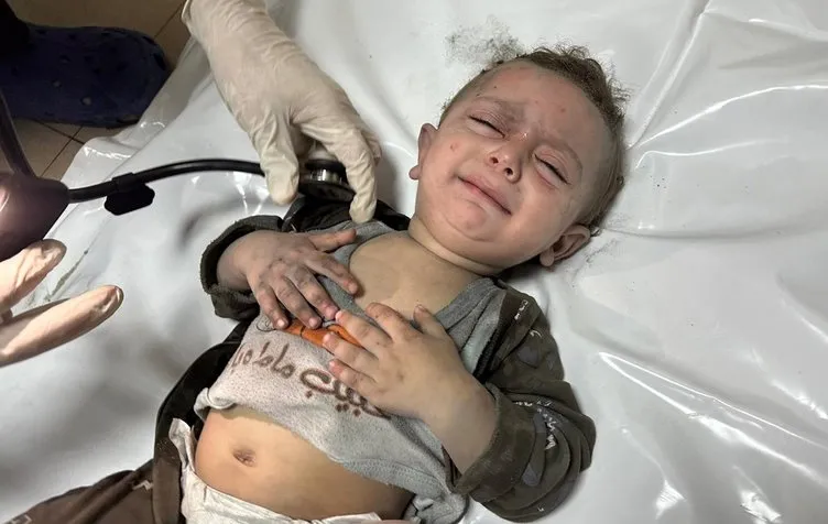 Gazze’de korkulan oldu! Toplu mezar kazıyorlar