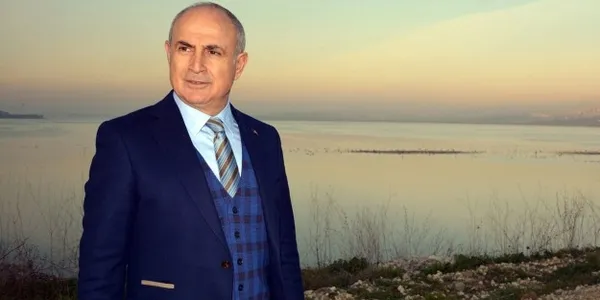 CHP’li Büyükçekmece Belediye Başkanı Hasan Akgün Meclis Üyesi Zerrin Çağlar’a hakaret etti - 1