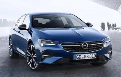 OPEL INSİGNİA MAKYAJLANDI