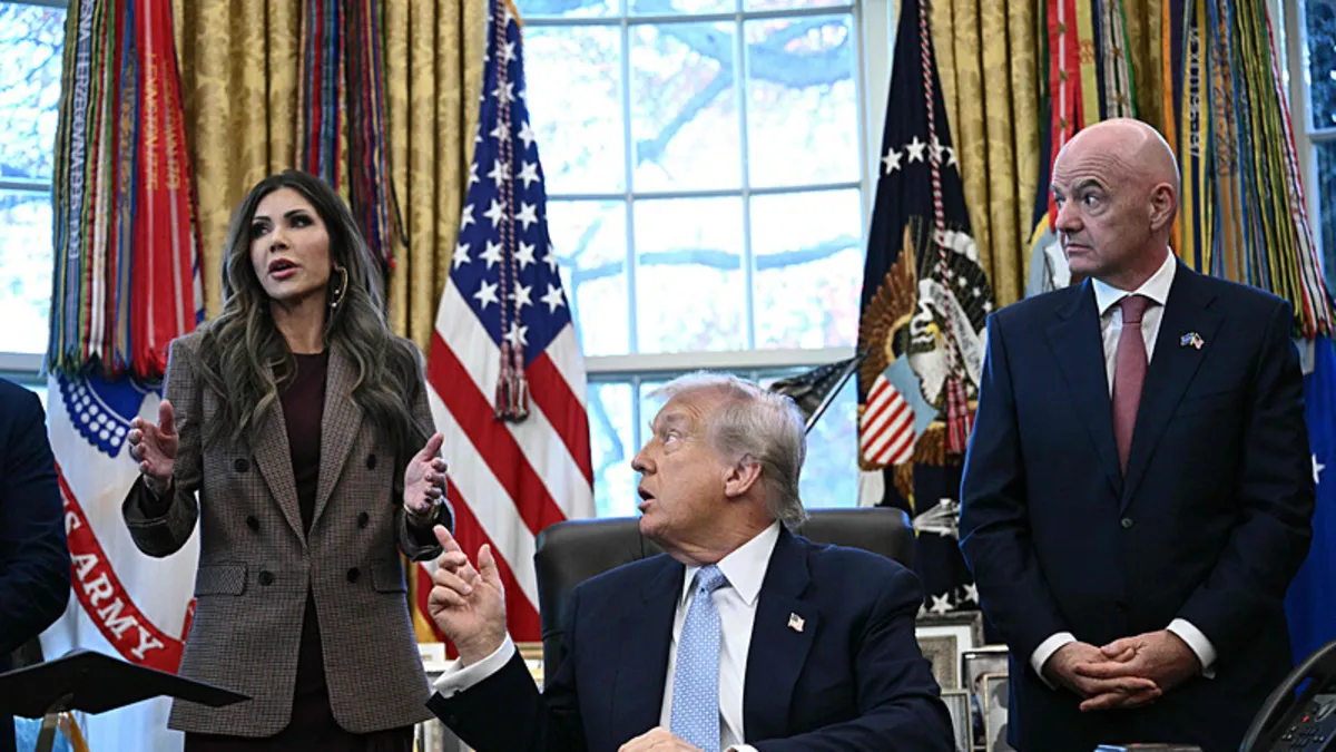 Infantino, İran’ın Dünya Kupası’na katılımı konusunu Trump ile görüştü Infantino, İran’ın Dünya Kupası’na katılımı konusunu Trump ile görüştü