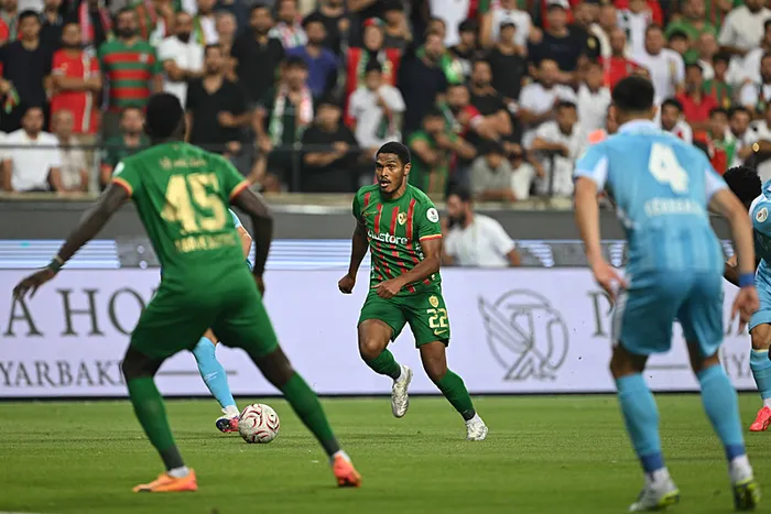 amedspor-erzurumspor-fk-karsisinda-galip-1786911519765.jpeg