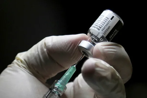 Son dakika haberi: Pfizer'in CEO'su corona virüs aşısı yaptırmadı: İşte nedeni...