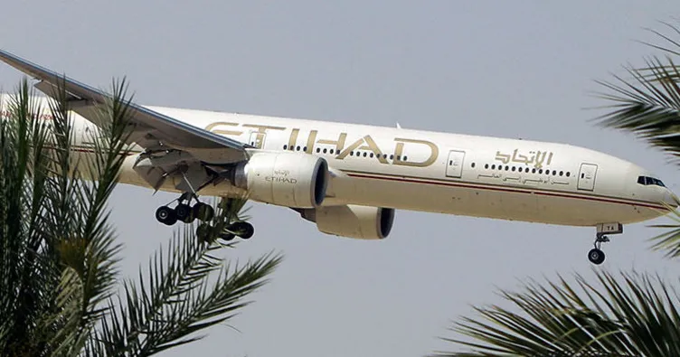 Uçakta yangın paniği