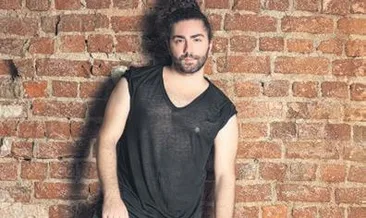 İç mimardı, Rock’çı oldu