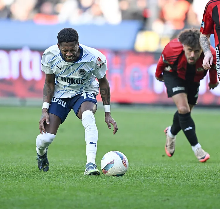 Son dakika haberi: Fenerbahçe’de sürpriz veda! Transfer hamlesi şaşkınlık yarattı...