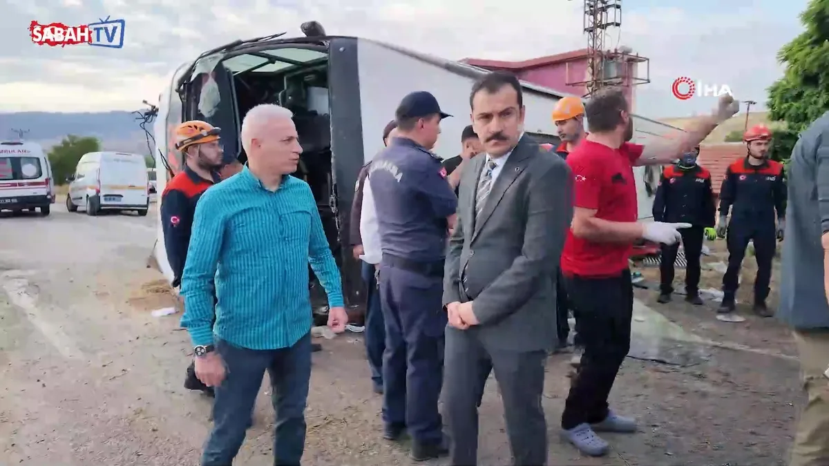 Kırıkkale'de yolcu otobüsü devrildi: 1 ölü, 40 yaralı! | Video videosunu izle | Son Dakika Haberleri