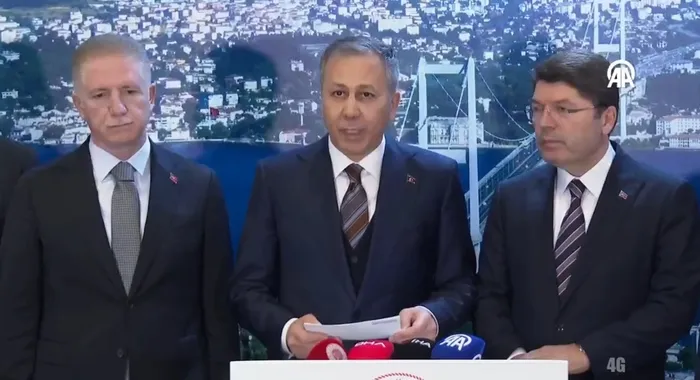 son-dakika-bakan-yerlikayadan-adliyedeki-teror-saldirisiyla-ilgili-aciklama-40-gozalti-1707240537466.jpg