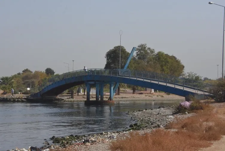 Son dakika CHP�li belediyenin büyük şov ile açtığı Barış Manço Köprüsü