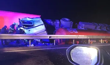 Yakıt yüklü TIR devrildi: Sürücü kabinde hayatını kaybetti! #sanliurfa