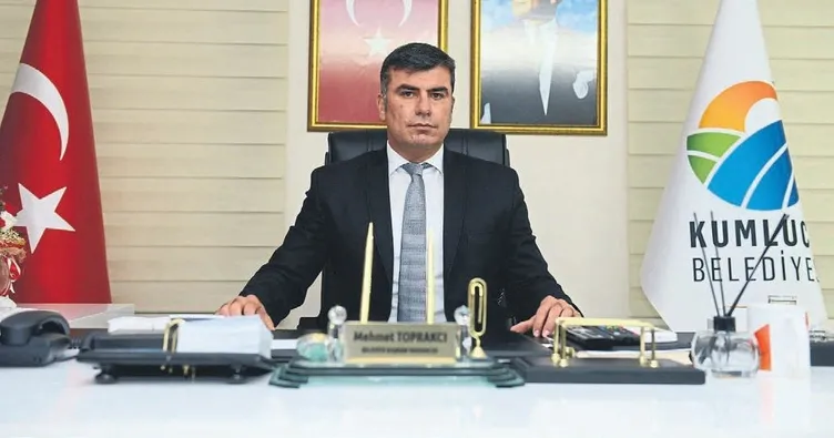 Kumluca’da yaprak dökümü