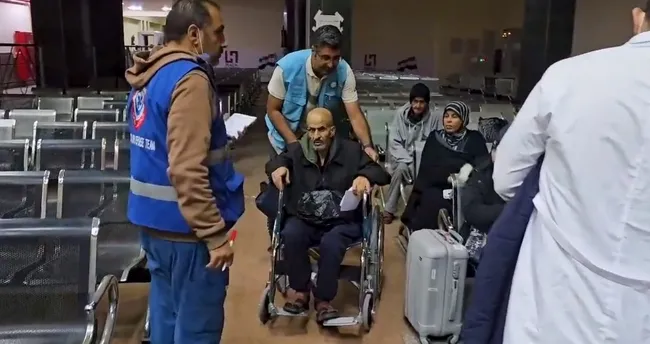 Gazze’den 61 hasta ve 49 refakatçi daha Türkiye’ye geliyor Gazze’den 61 hasta ve 49 refakatçi daha Türkiye’ye geliyor