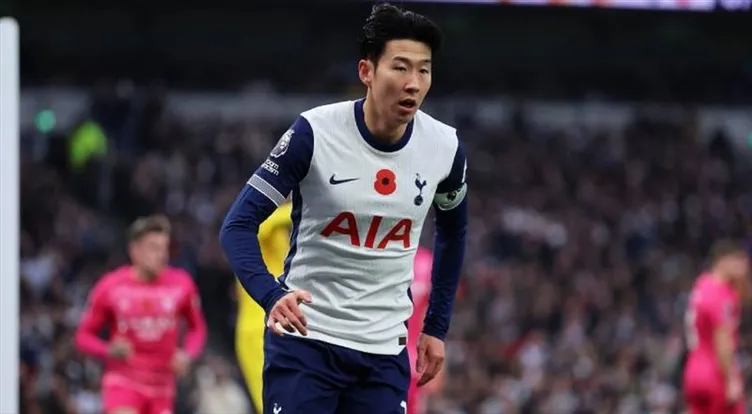 SON DAKİKA TRANSFER HABERİ: Süper Lig devi çıldırdı! Hem Sacha Boey hem de Heung-min Son...