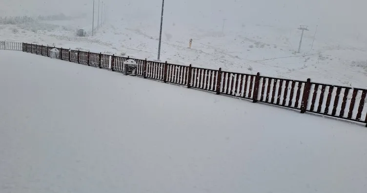 Sivas’ta yüksek kesimler kar yağdı