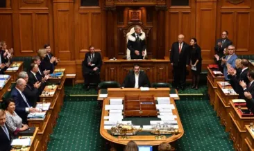 Yeni Zelanda’da parlamento feshedildi!
