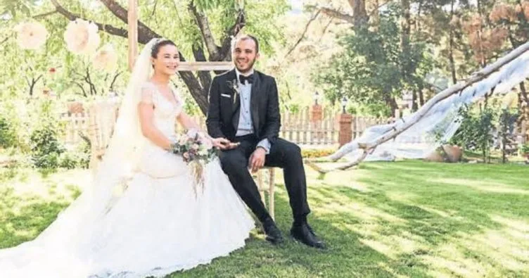 Yeni evli çift 500 fidan dikti