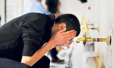 Kolonya Krem Surmek Ve Parfum Sikmak Abdesti Bozar Mi Son Dakika Haberler